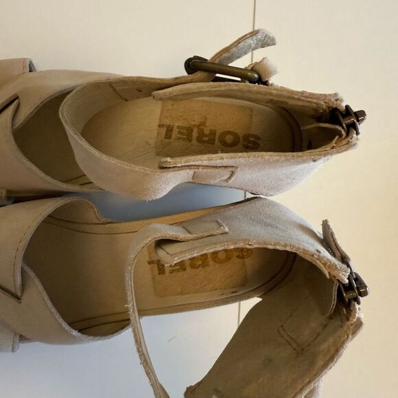 Sorel Oatmeal Joanie II Leather Wedge Sandals Sz 9.5 - Picture 9 of 14